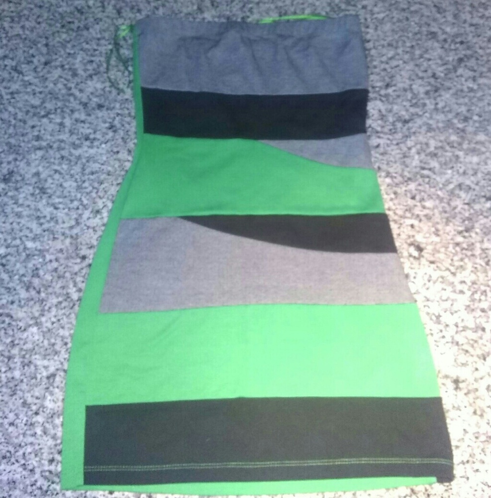 Black green and gray one piece mini skirt